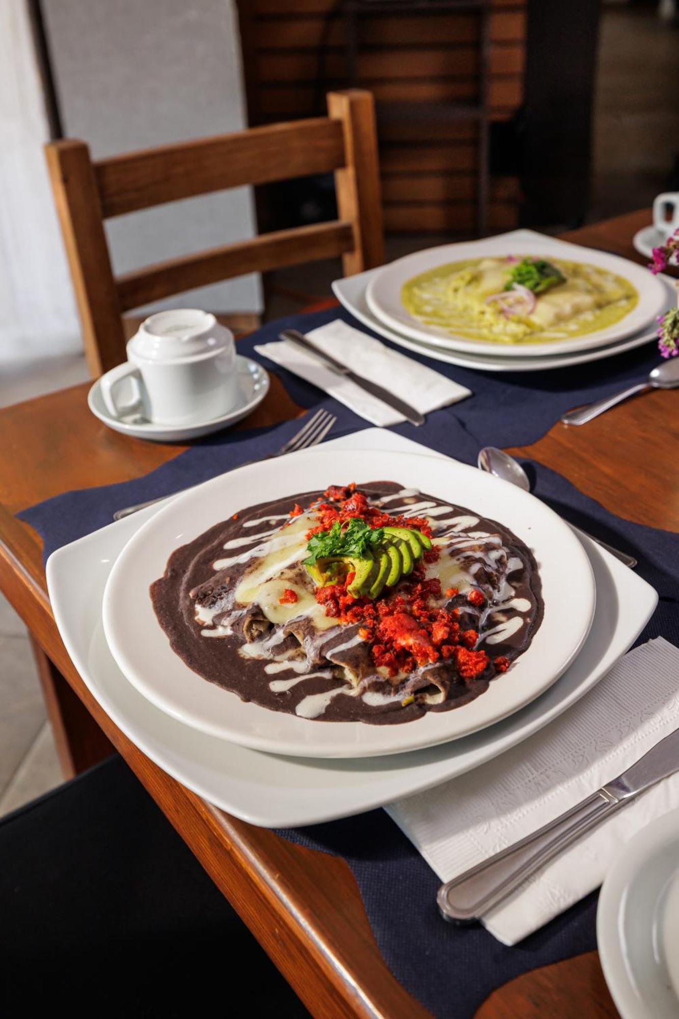 Hotel Suites Mexico Plaza Leon Campestre Екстер'єр фото
