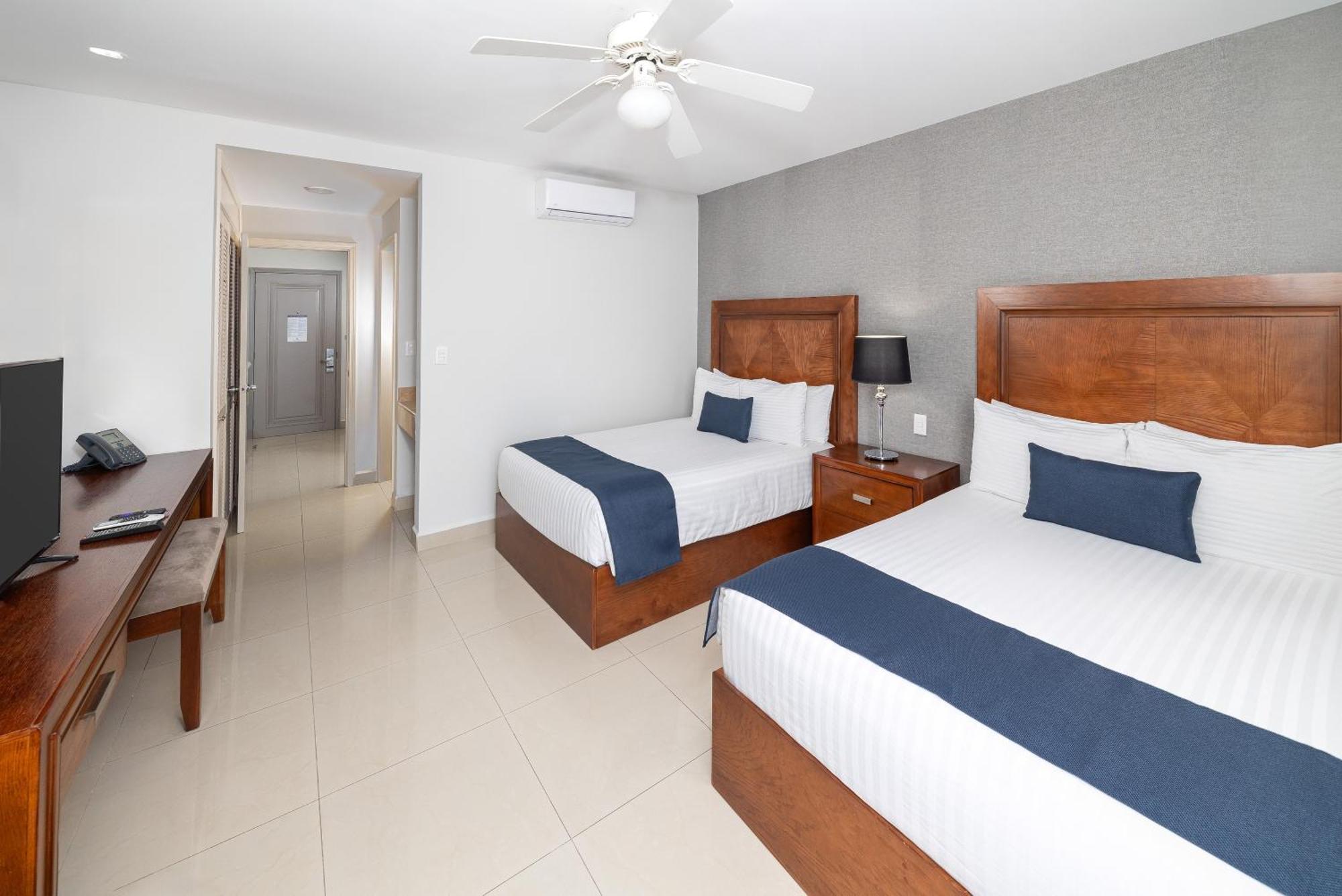Hotel Suites Mexico Plaza Leon Campestre Екстер'єр фото